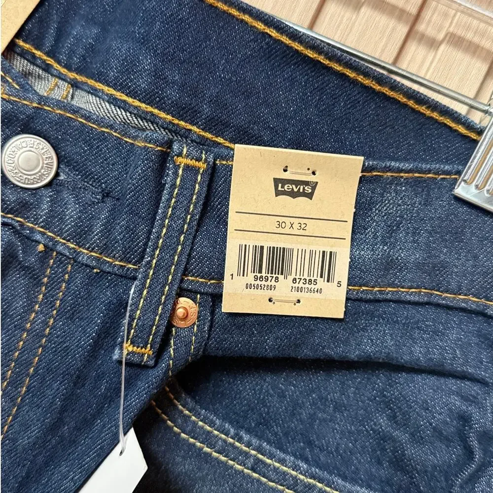 Levi’s 505™ Regular Fit Men’s Jeans Size 30 x 32